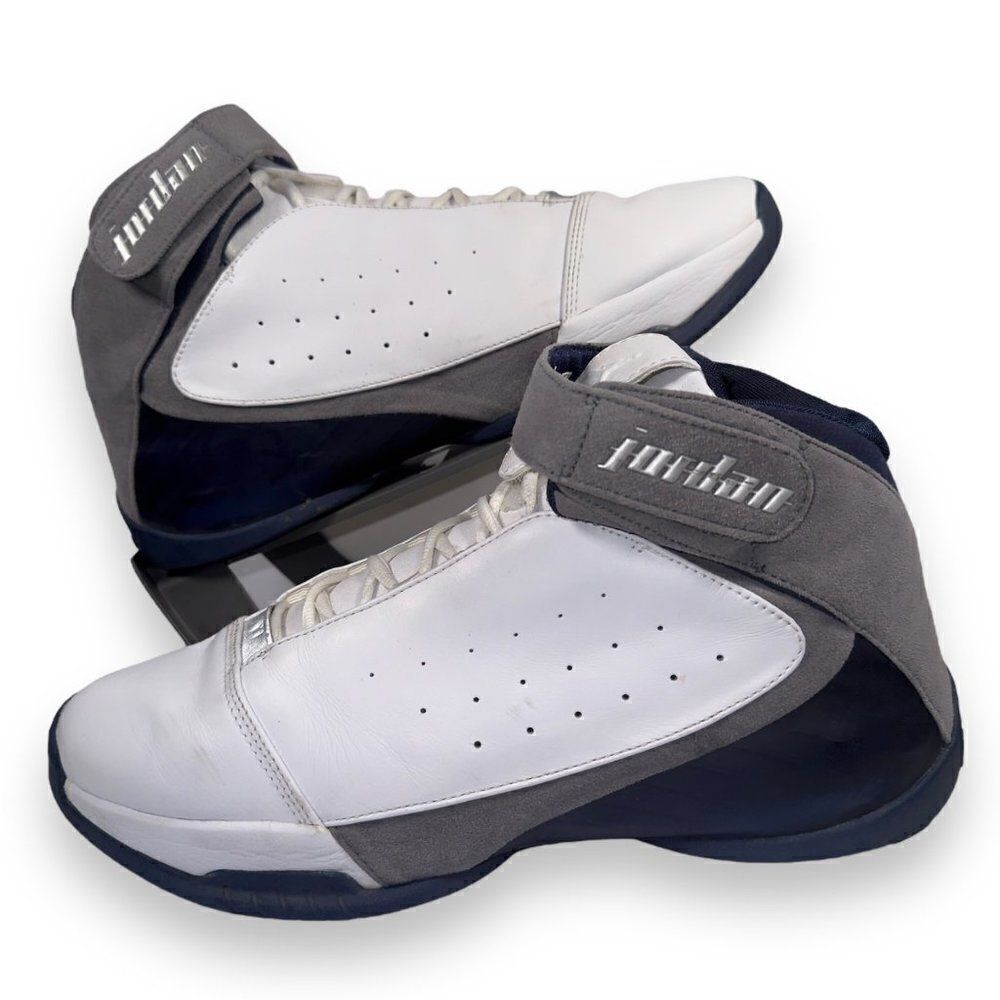 Jordan Team Strong 2005‎ 'White Light Graphite Navy' 311868-102 Men's 13